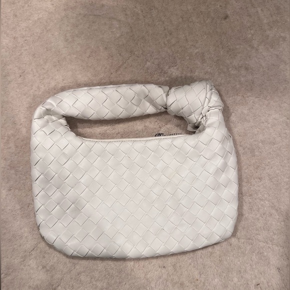 Faux leather white handbag - Picture 2 of 2